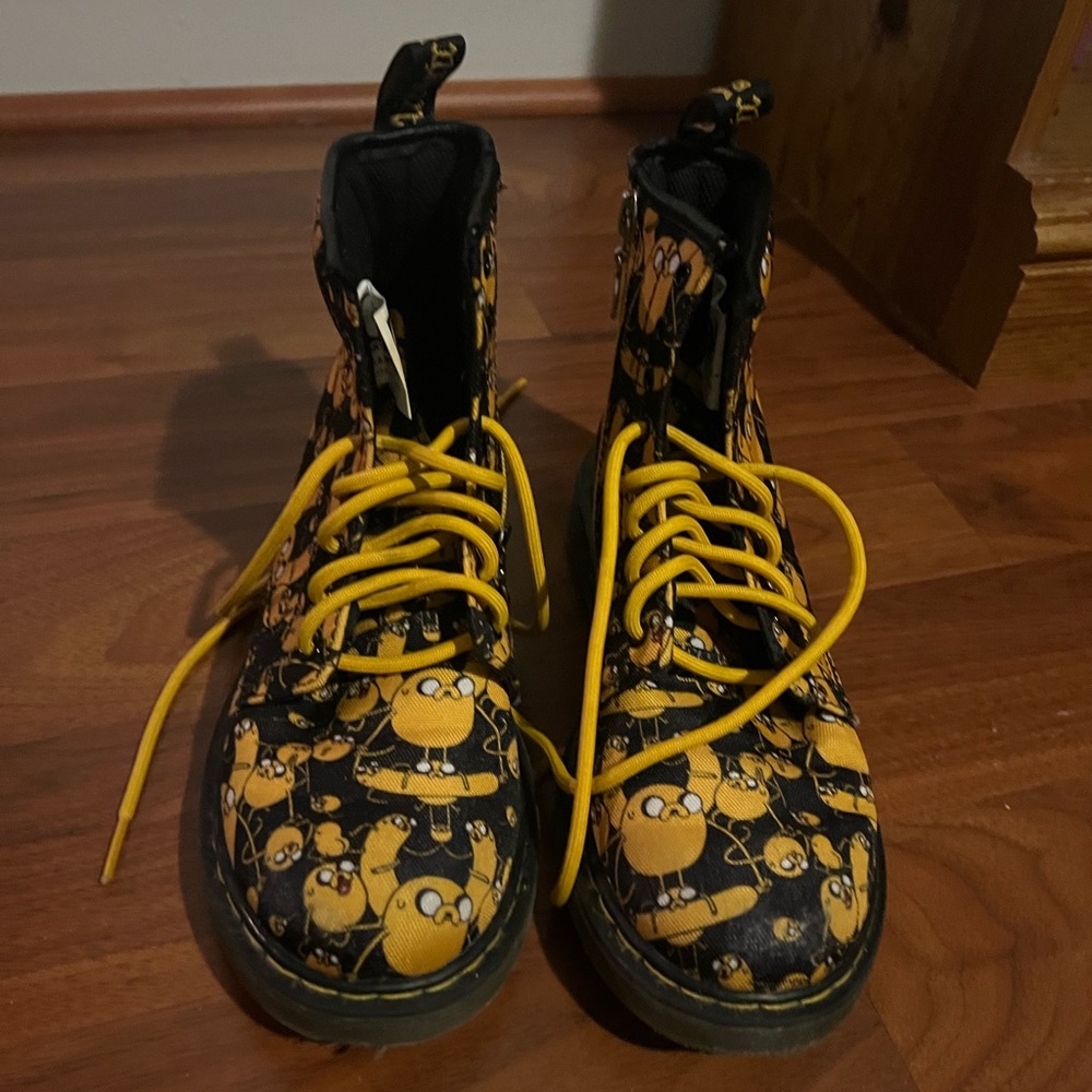 Adventure Time Docs - Picture 2 of 7